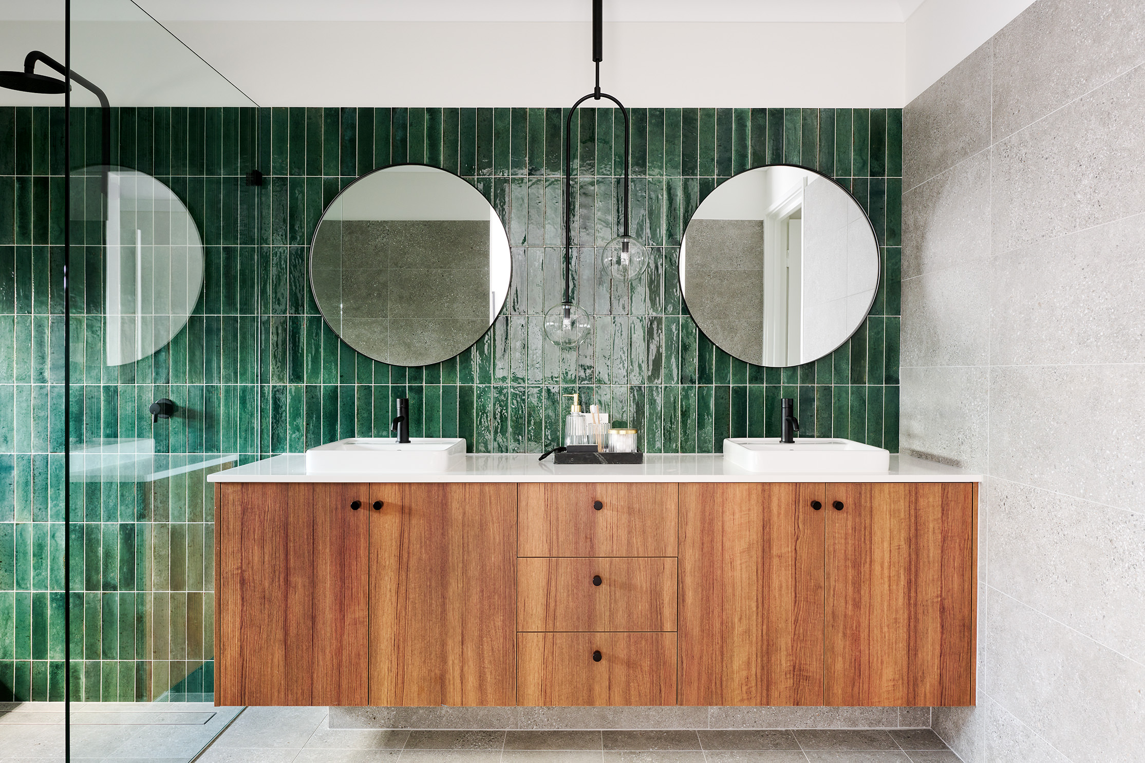 Ensuite The Atomic Plunkett Homes