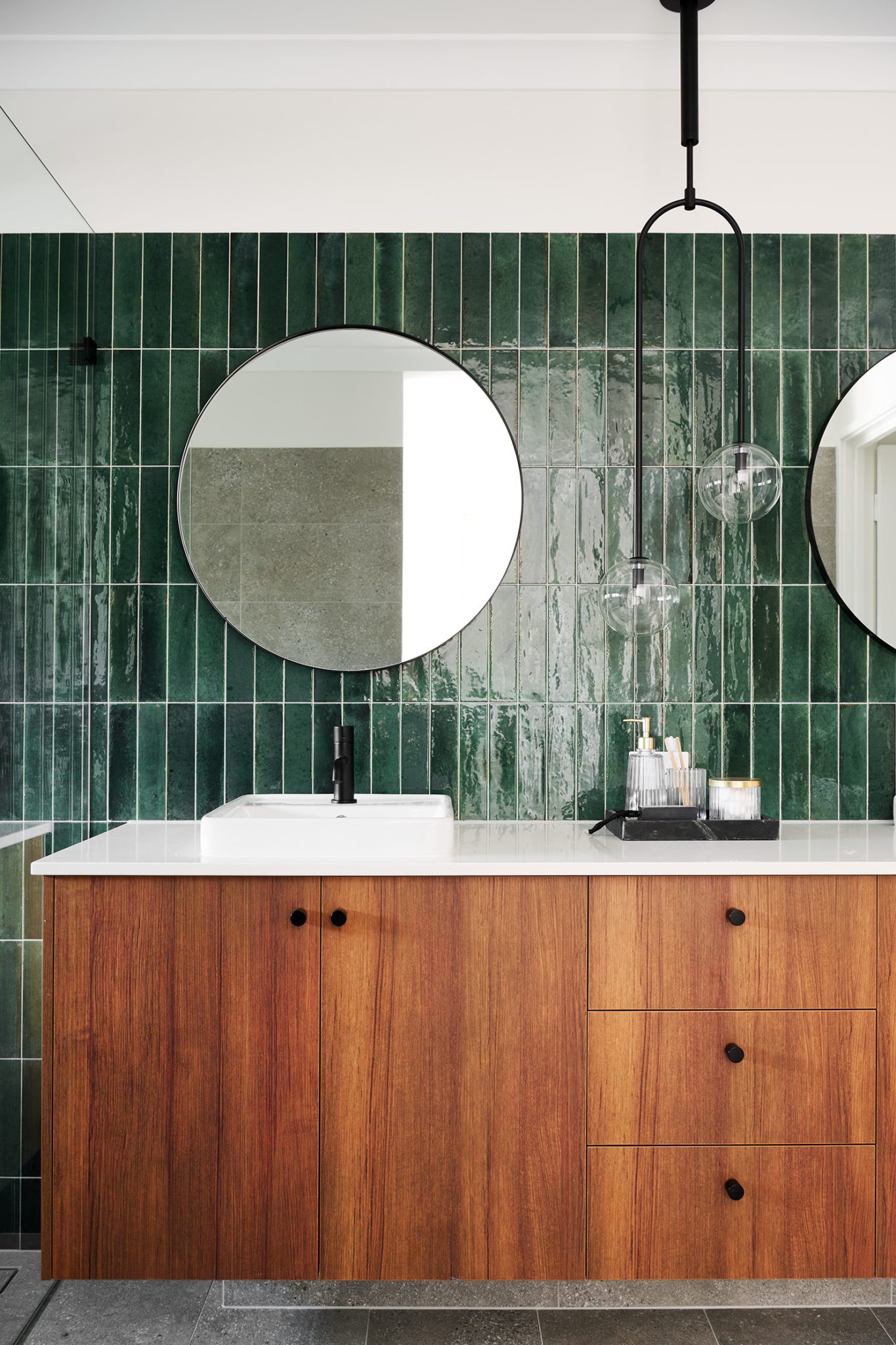 Ensuite The Atomic Plunkett Homes